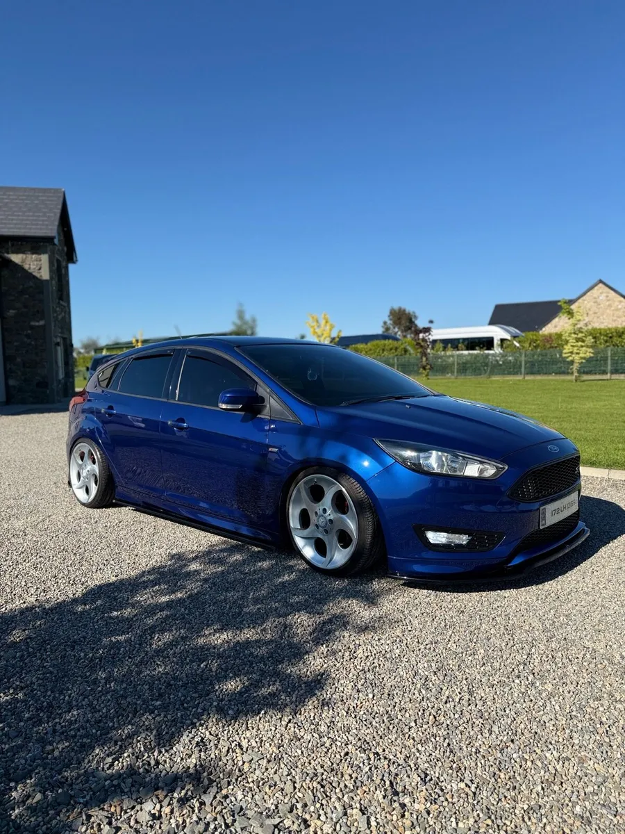 2017 ford focus ST Line - Image 4