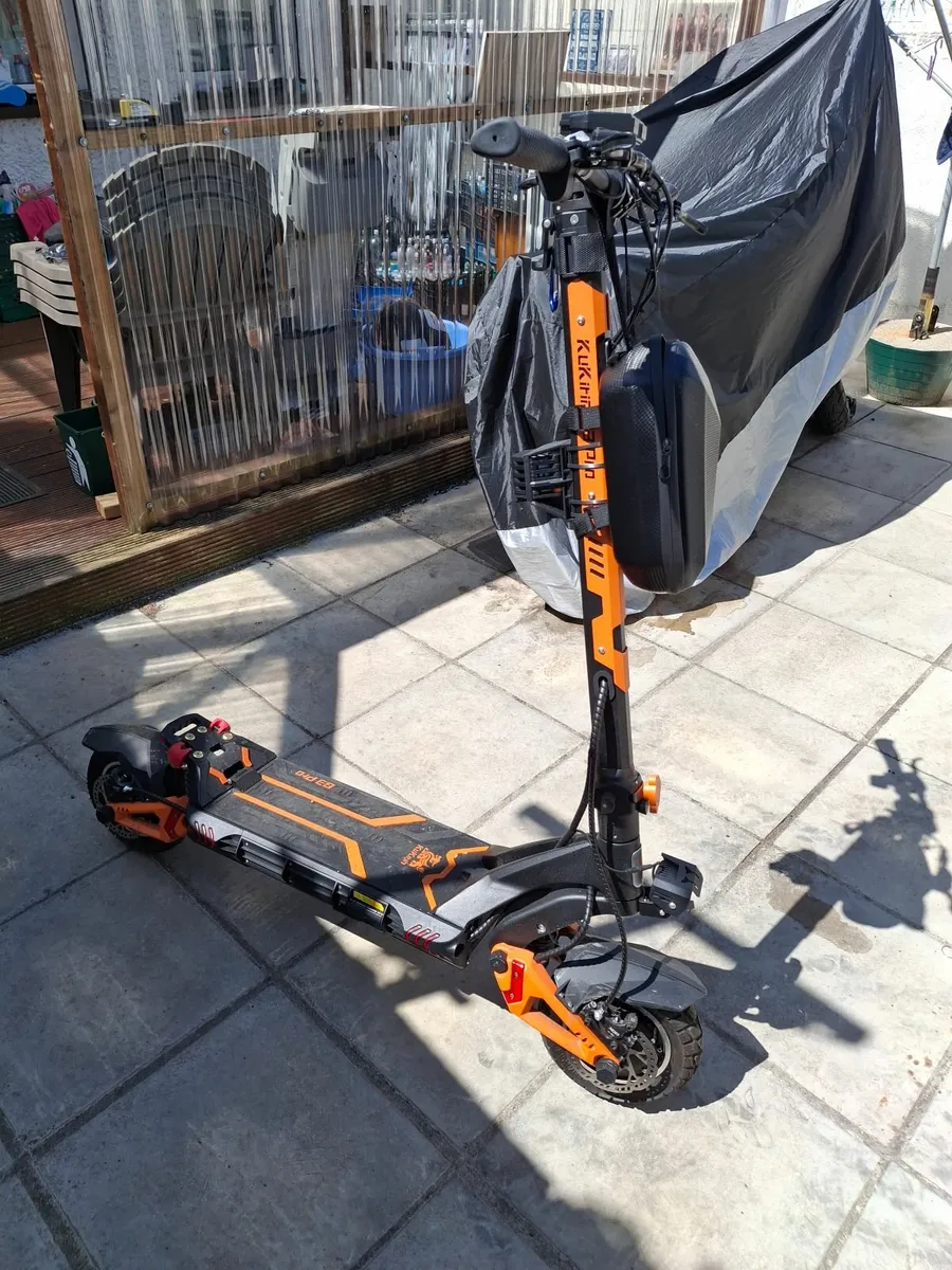 Electric scooter - Image 4