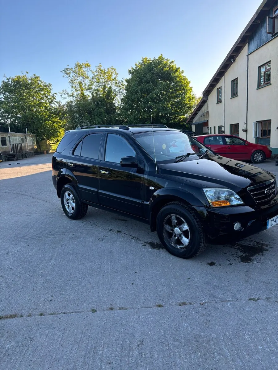 2007 kia sorento - Image 3
