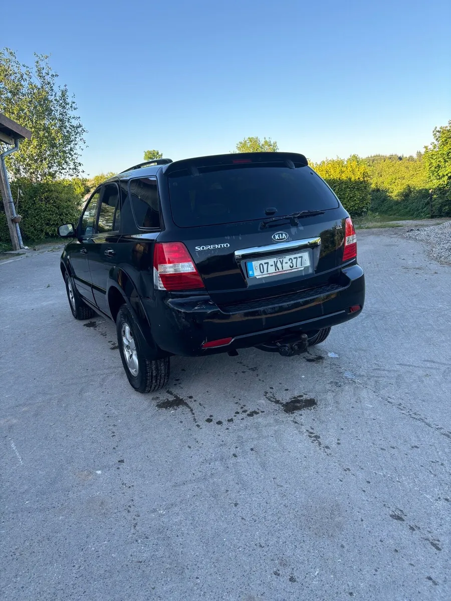 2007 kia sorento - Image 4