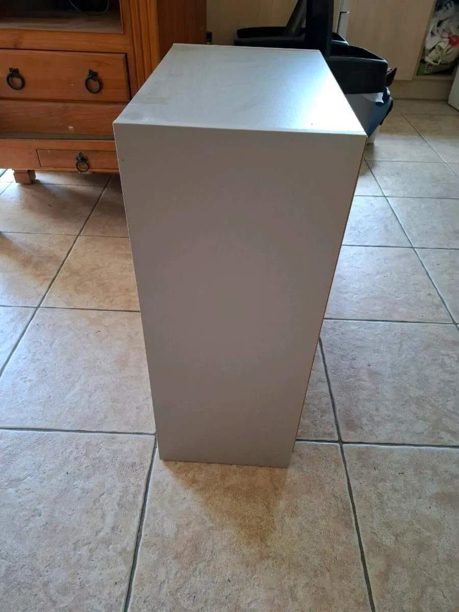 Shelves - Image 2