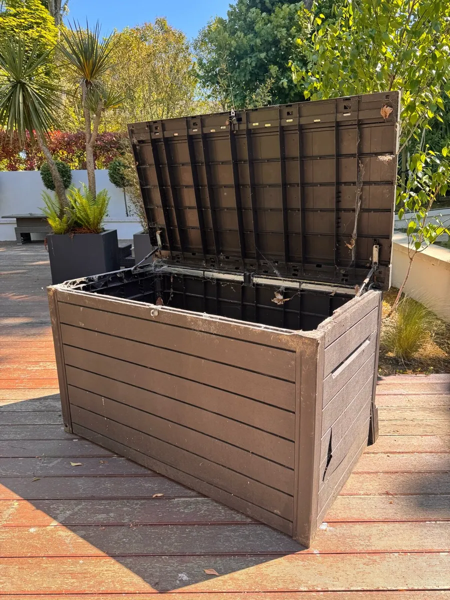 FREE Garden Cushion Storage x 2 - Image 4