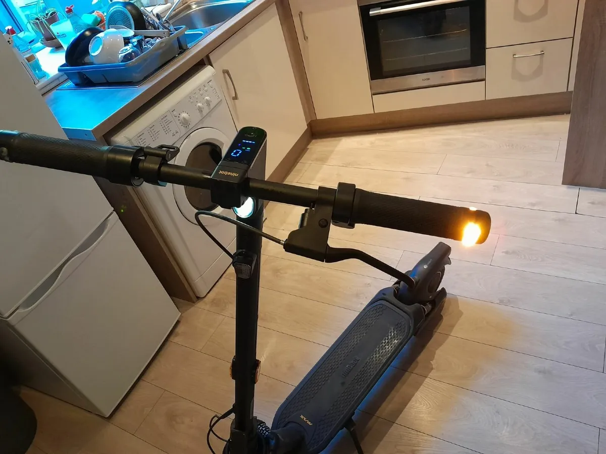 Scooter Segway-Ninebot Max G2 - Image 1
