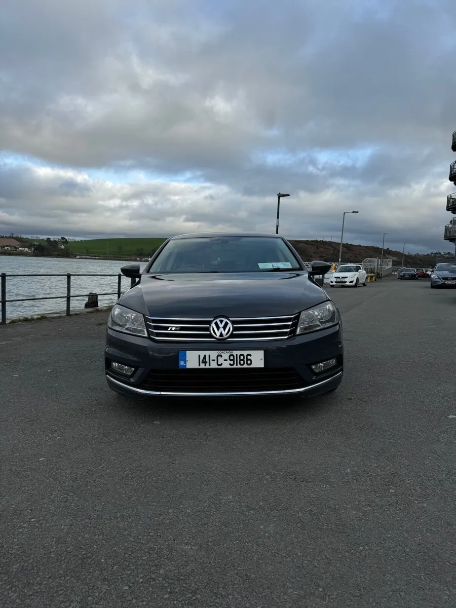 Volkswagen Passat r-line - Image 2