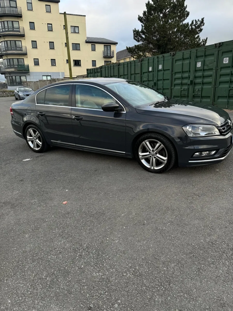 Volkswagen Passat r-line - Image 3