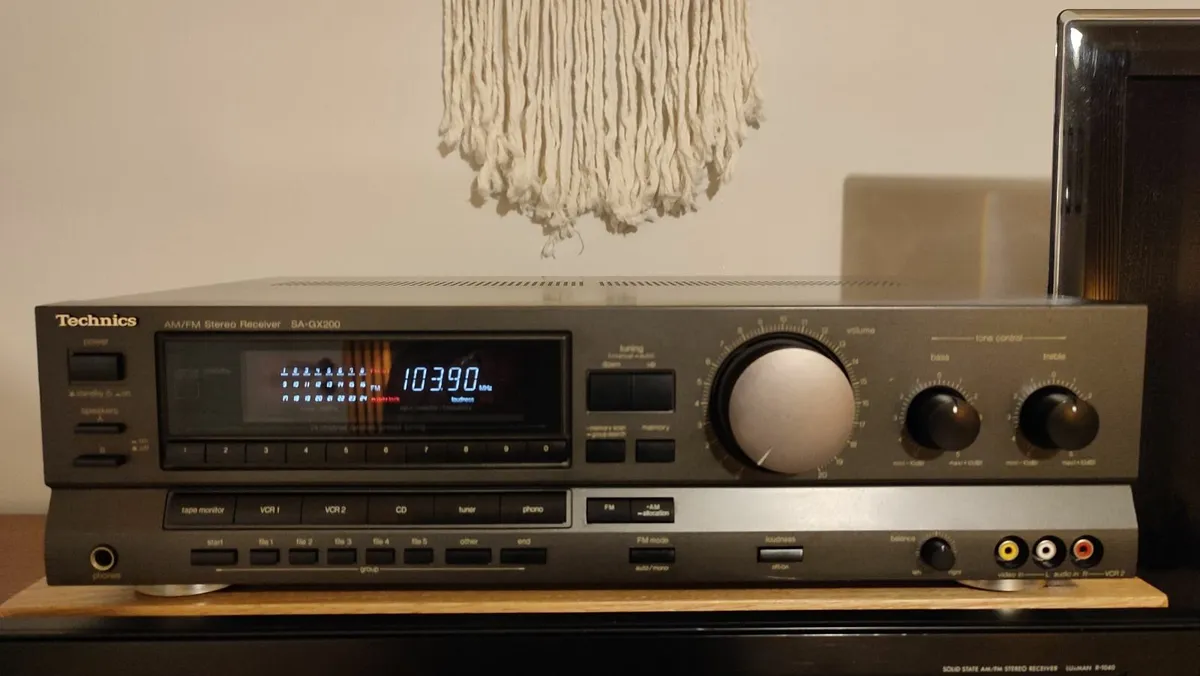 Classic TECHNICS SA-GX200 Receiver, VGC. Cleaned - Image 1
