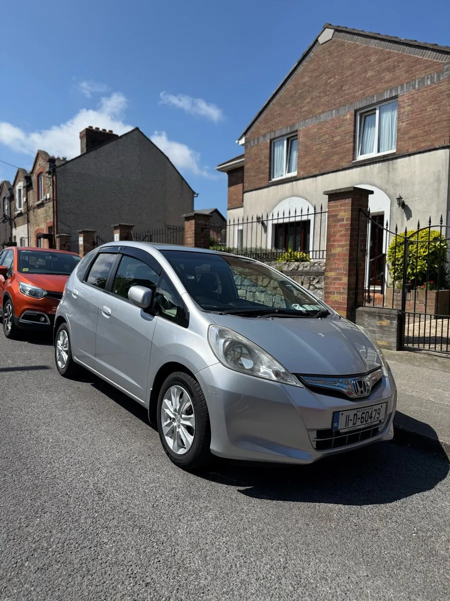 Honda fit high spec 1 owner - Image 3