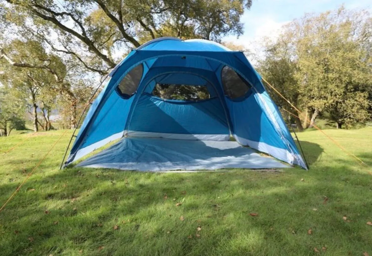 Outdoor living - Image 1