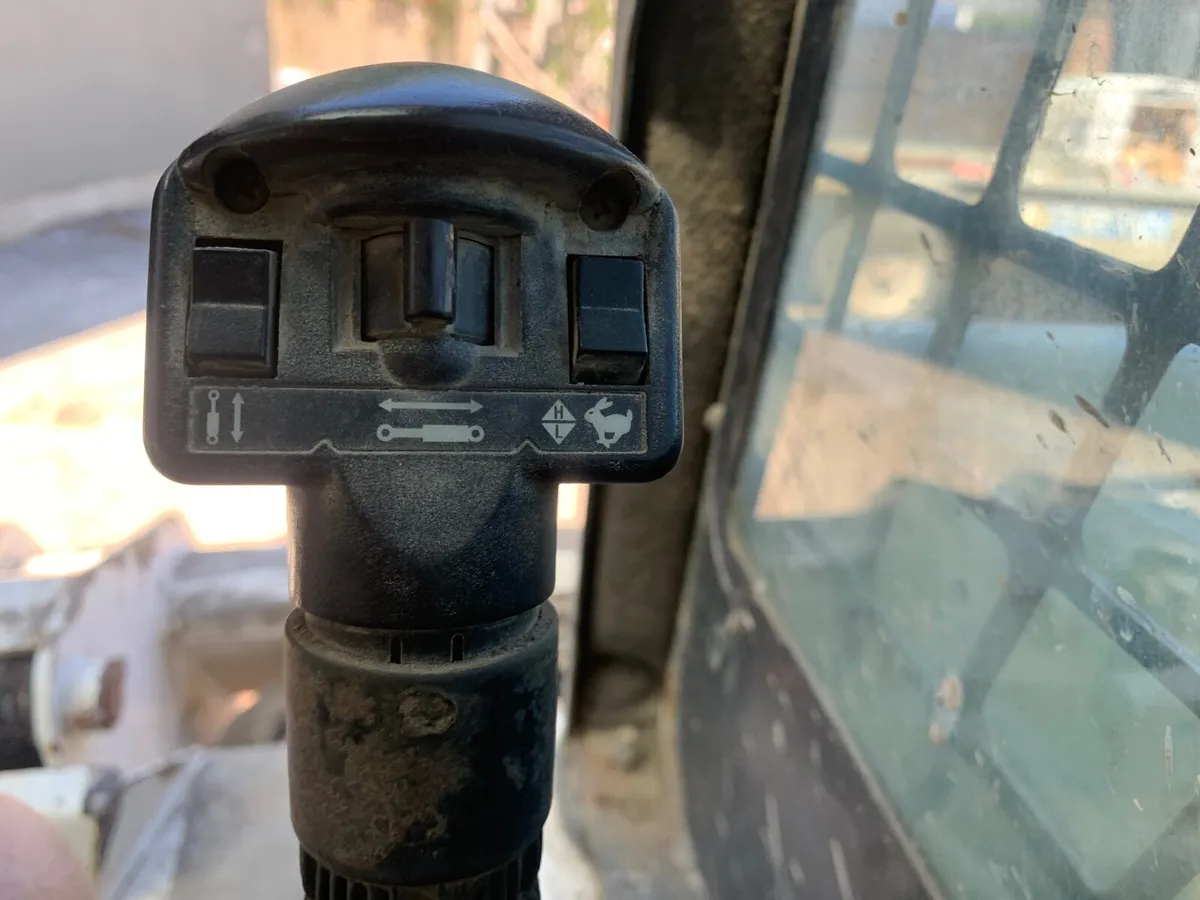 Bobcat S130 Skidsteer Loader 2006 - Image 2