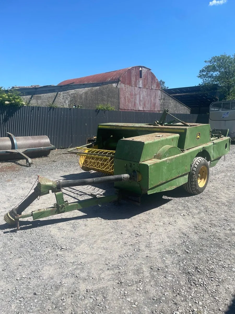 Johndeer baler - Image 1