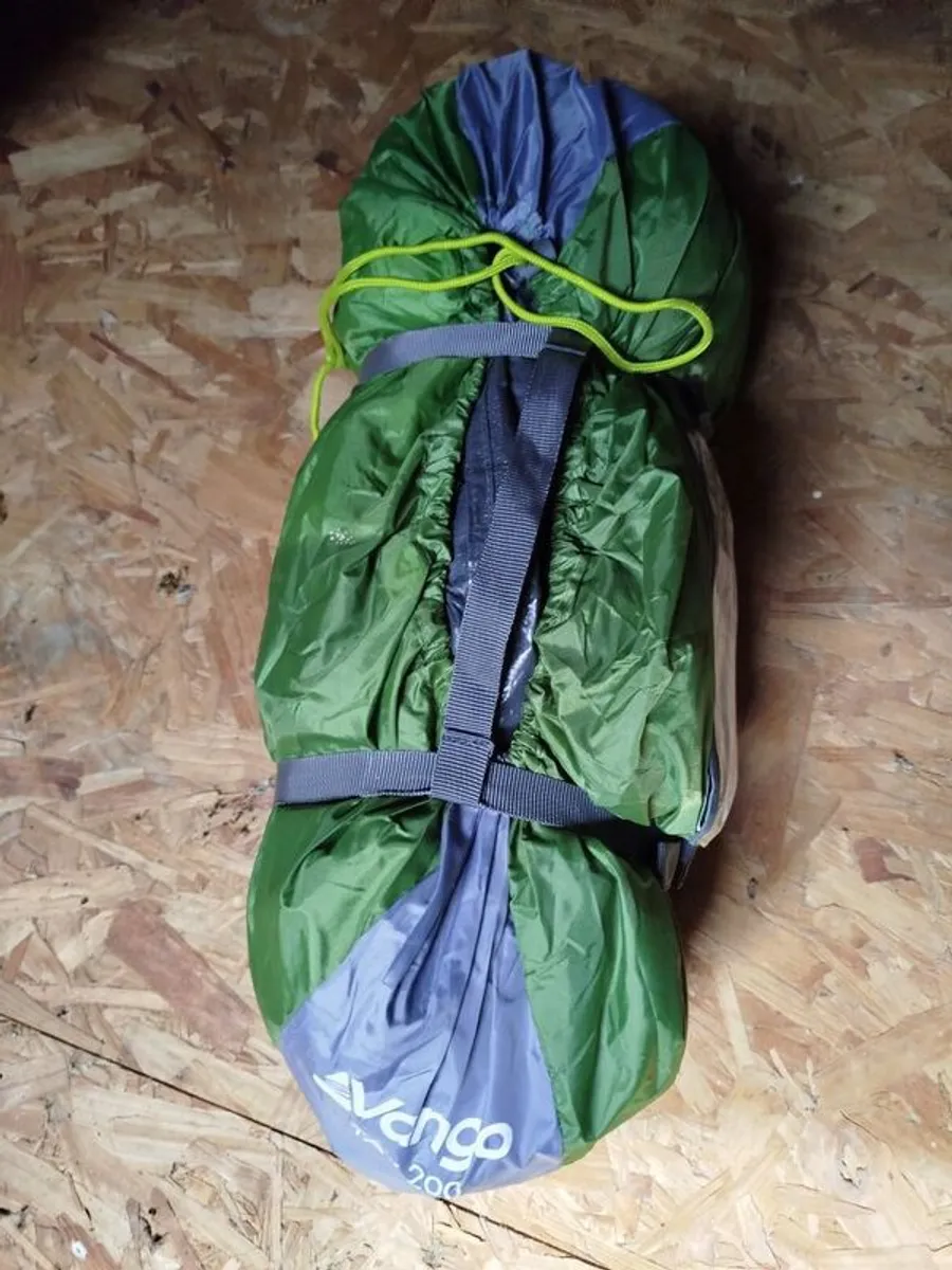 Vango Tay 200 (Camping Tent) & Nitestar 250 (Sleeping Bag) (Used once) - Image 3