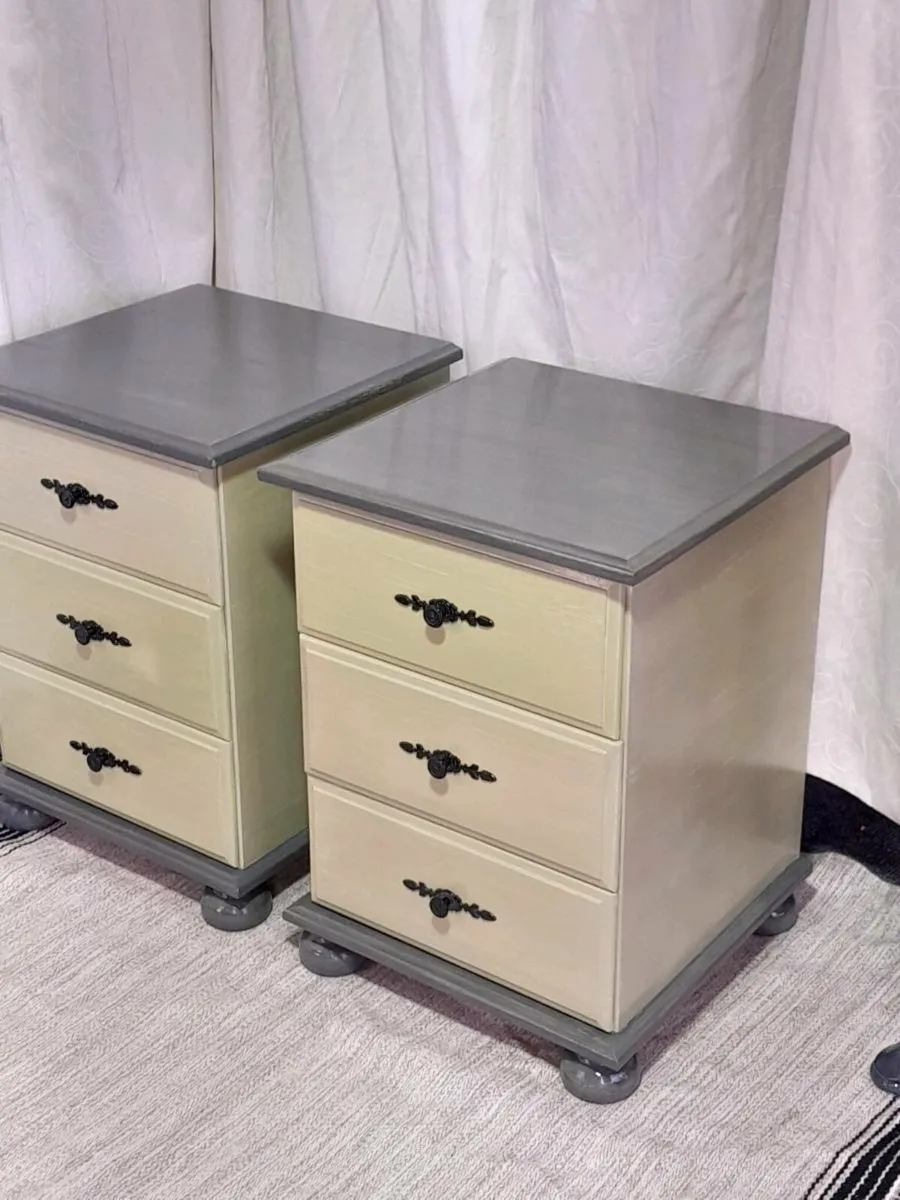 Revived bedside tables - Image 1