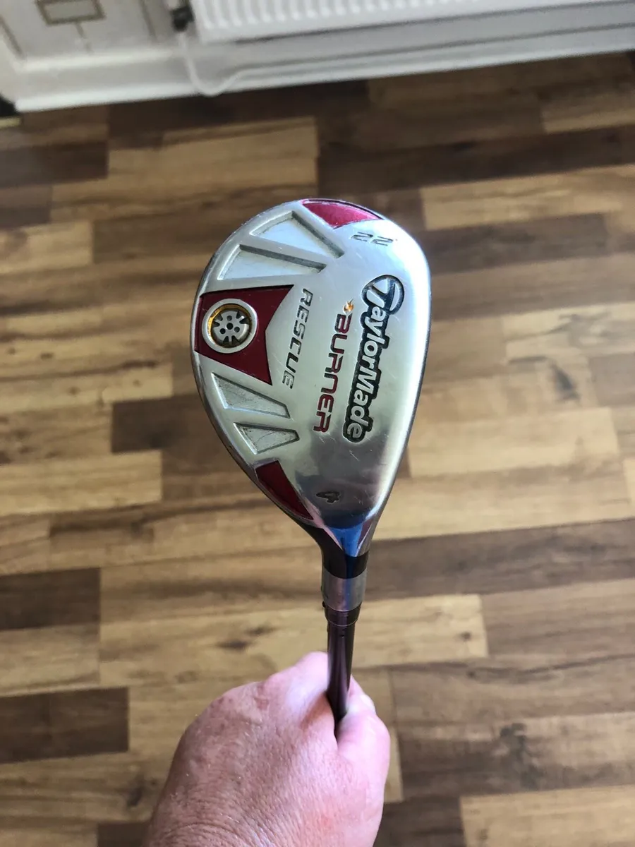 Taylormade rescue 4 - Image 1