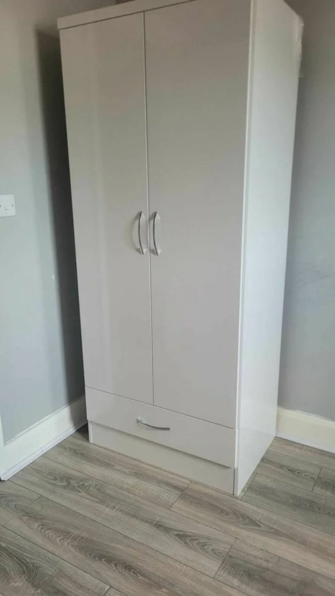 BEDROOM FURNITURE - Image 2