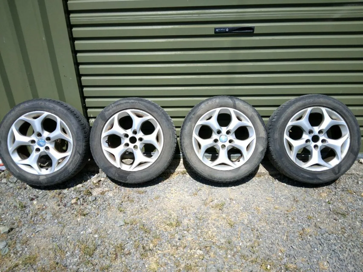Ford Focus 16"Alloy Wheels - Image 1