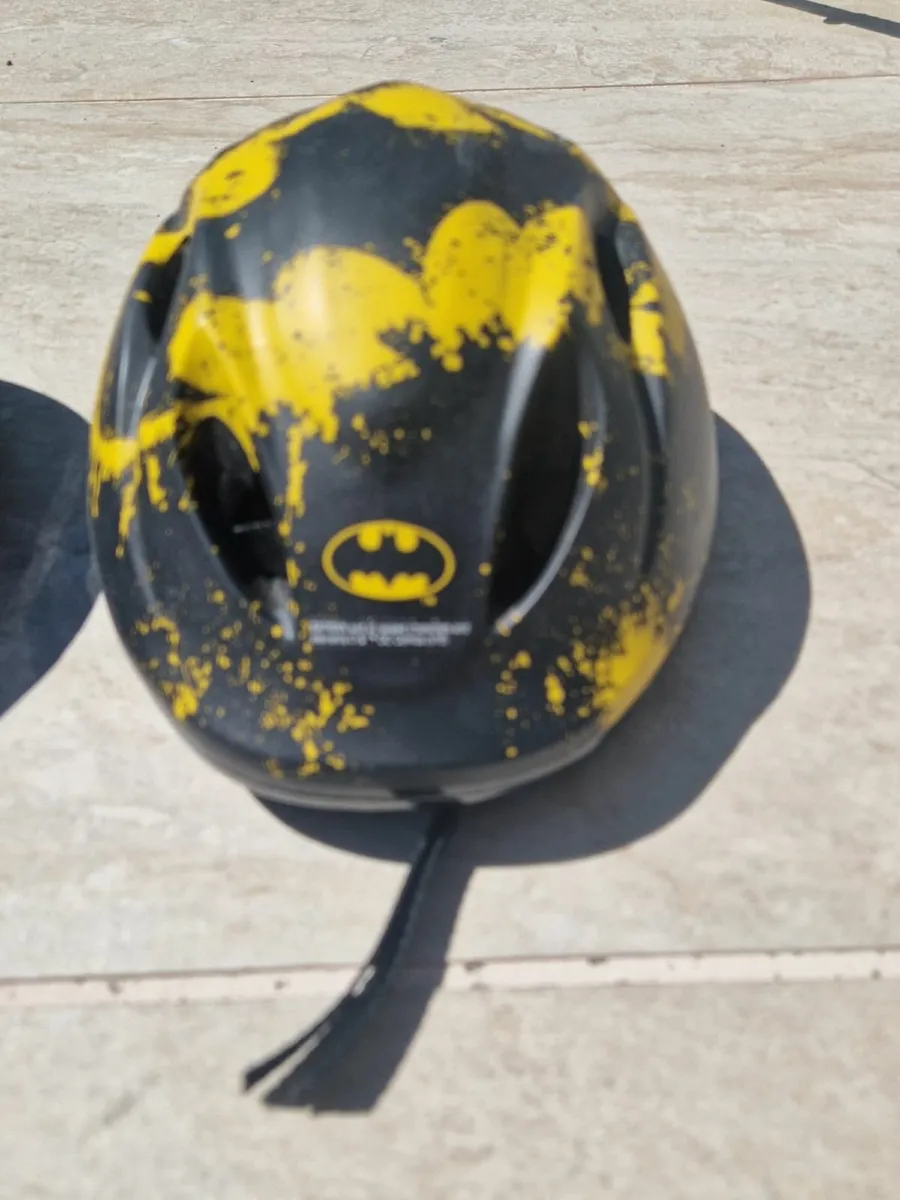 Children Helmets Batman and Spiderman - Image 3