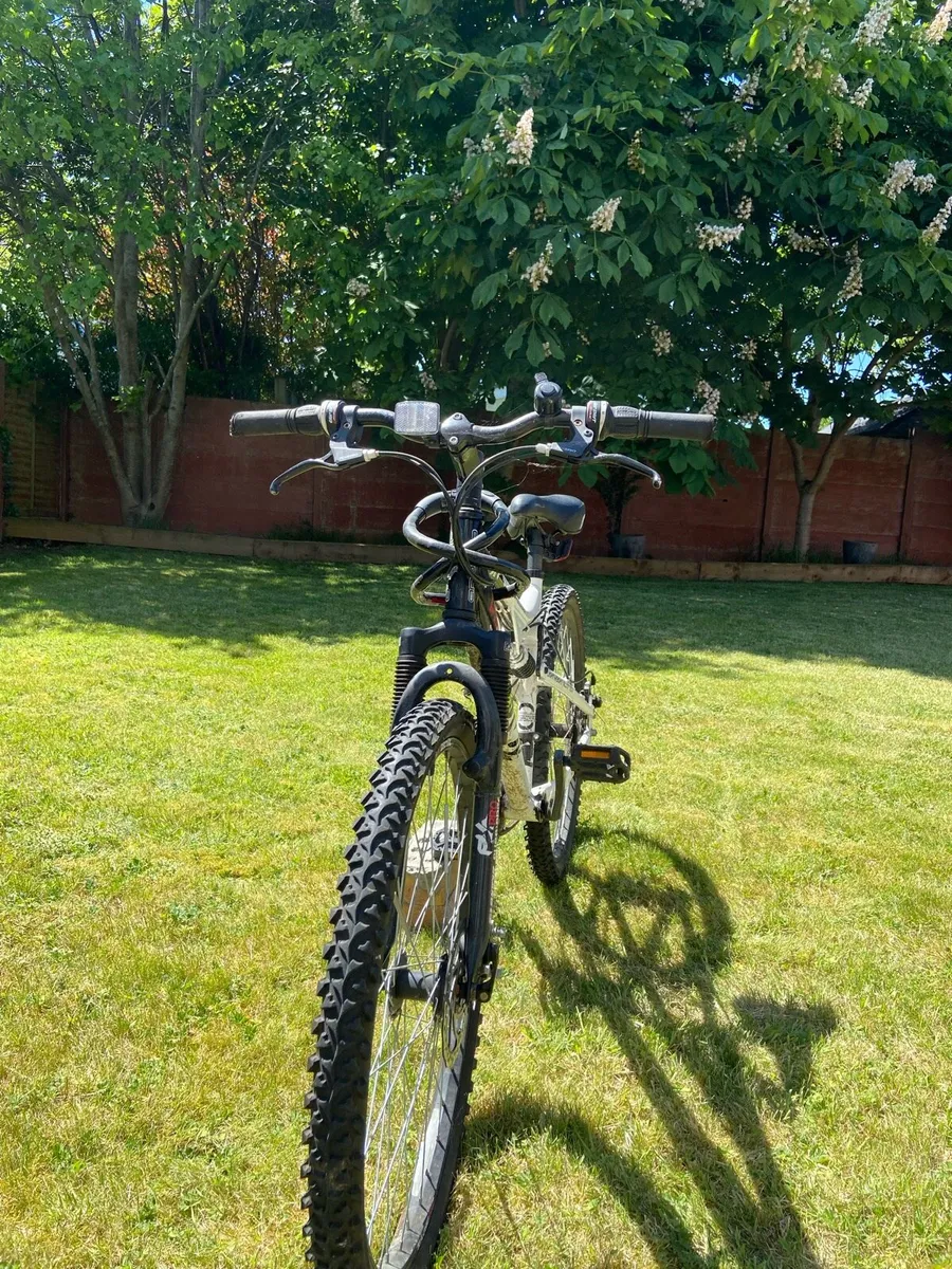 Bike - Image 3