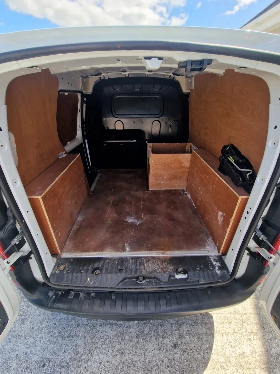 2018 Mercedes Benz Citan - Image 4