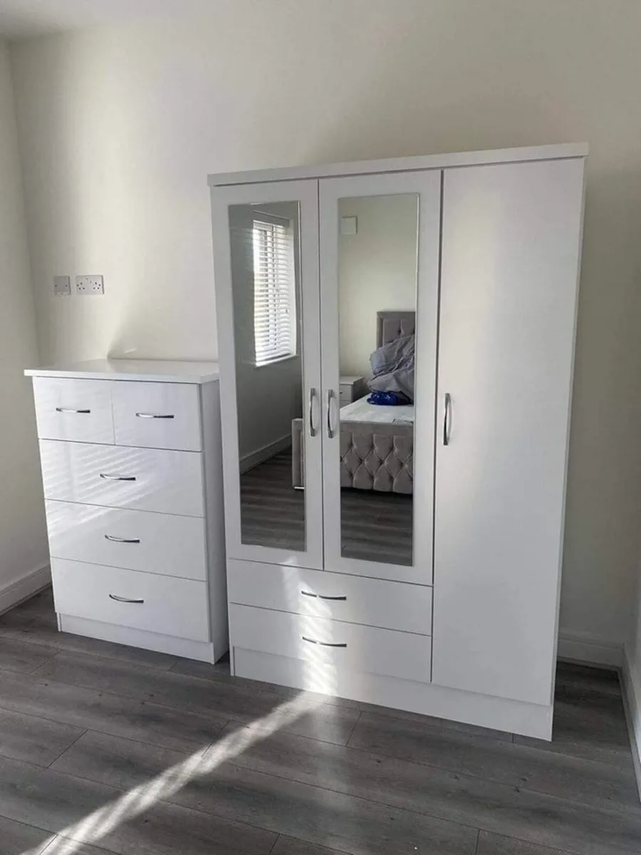 BEDROOM FURNITURE - Image 4