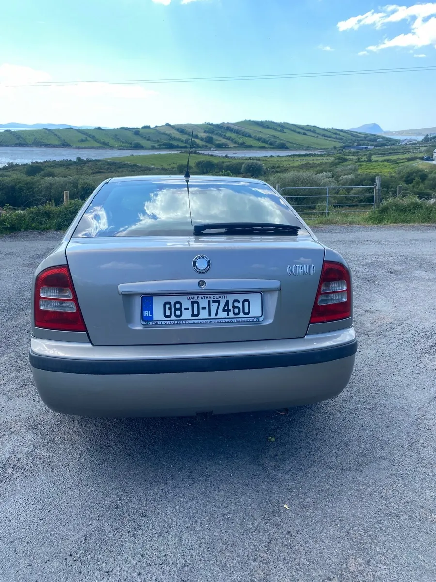 Skoda Octavia 2008 - Image 2