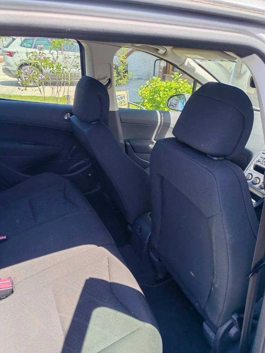 Peugeot 308 2008 - Image 4