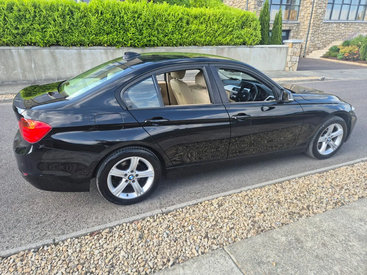 2013 BMW 3 SERIES DIESEL - Image 2