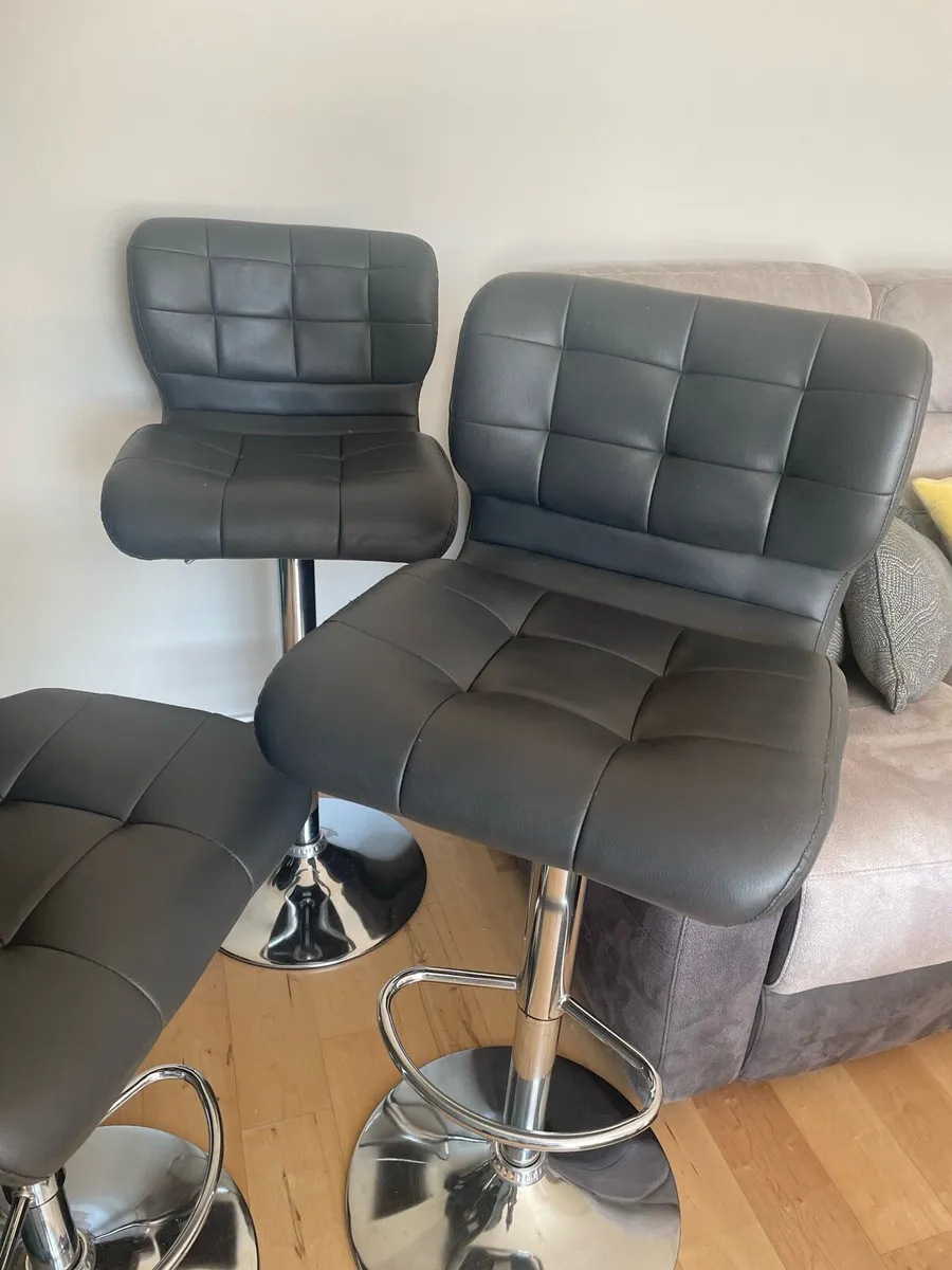 Counter chairs - Image 2