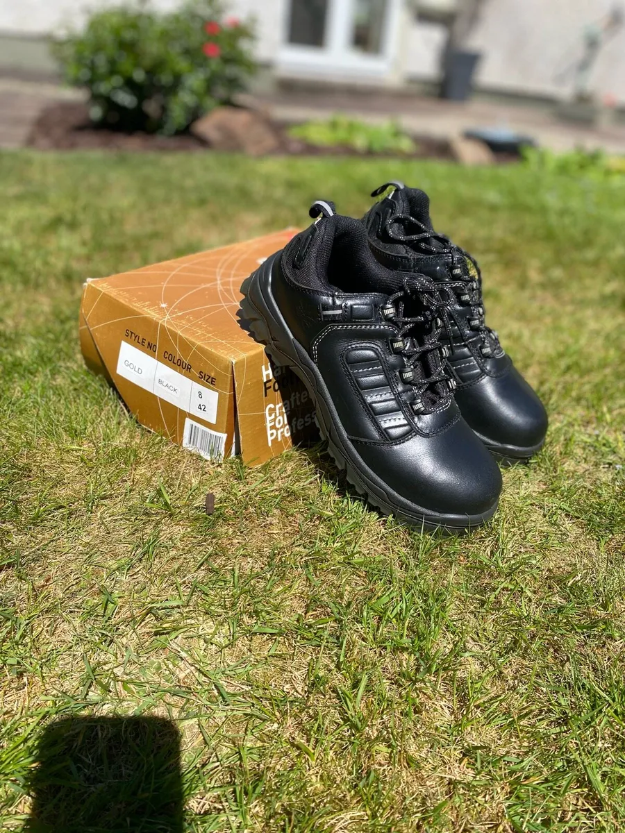 Men’s Safety Shoes Size 8(42) - Image 2