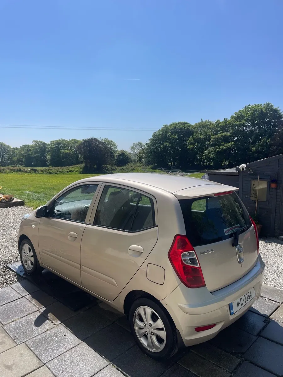 Hyundai i10 - Image 2