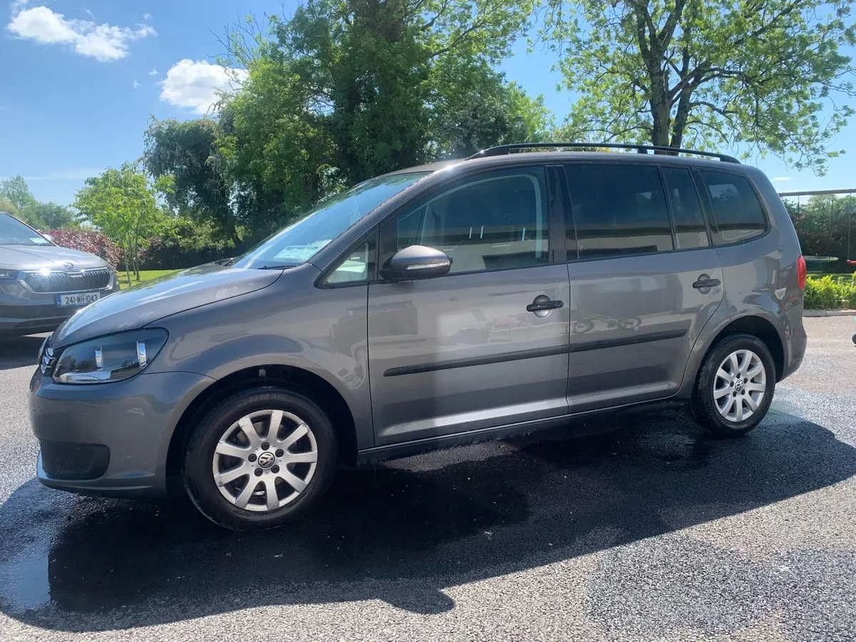 Vw touran 7 seater low kms FSH - Image 3