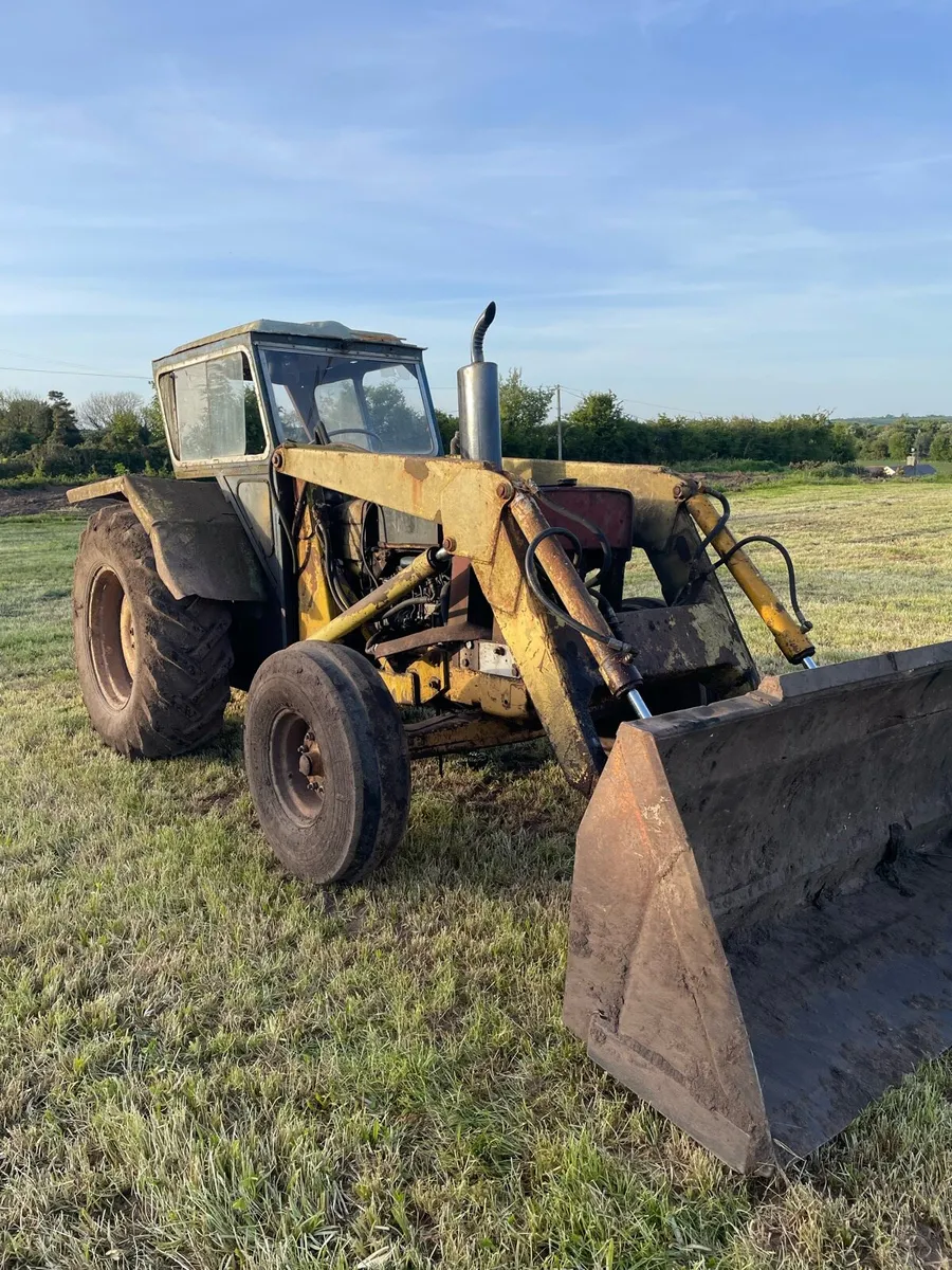 Ford loader - Image 1