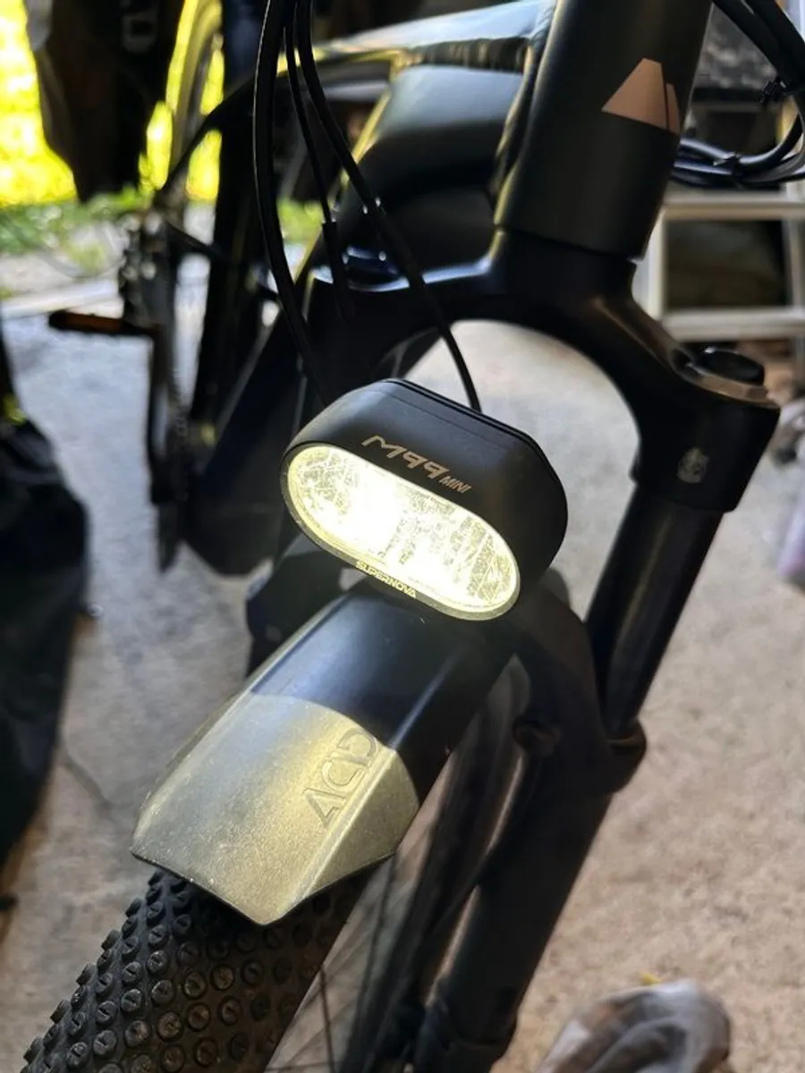 Canyon Pathlite:ON Eletric Bike - Image 2
