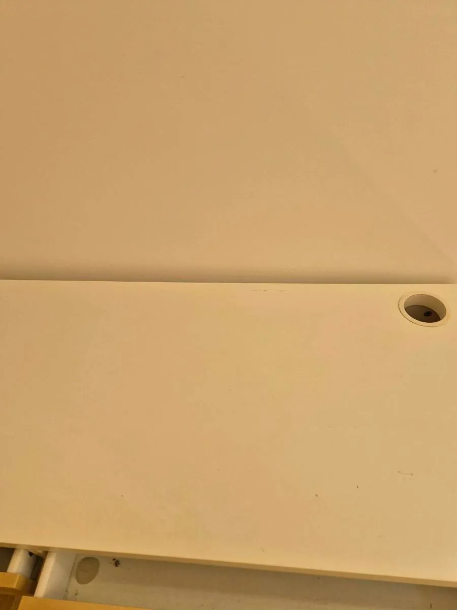 Desk - Image 3
