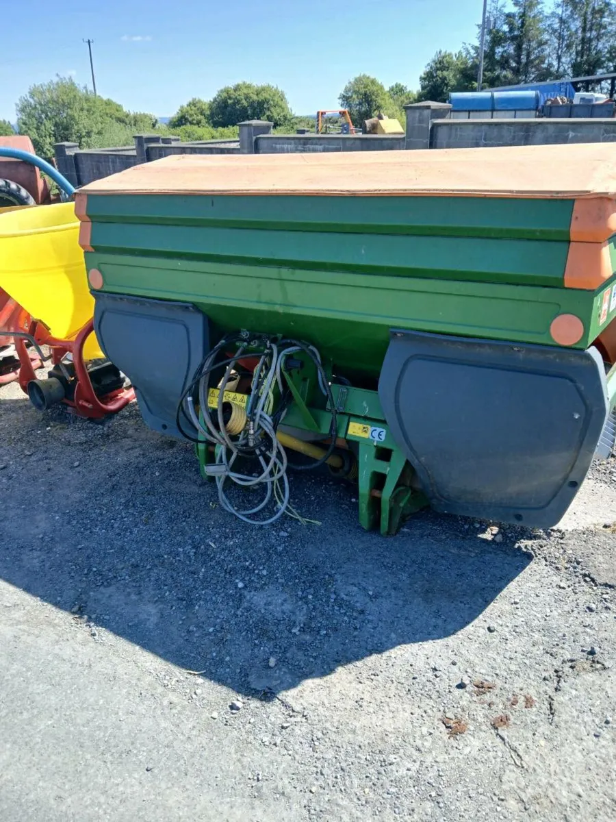 Manure shaker in very good condition - Image 1