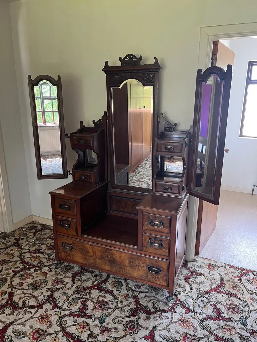 Wardrobe, Chest of Drawers and Vanity Stand - Image 2