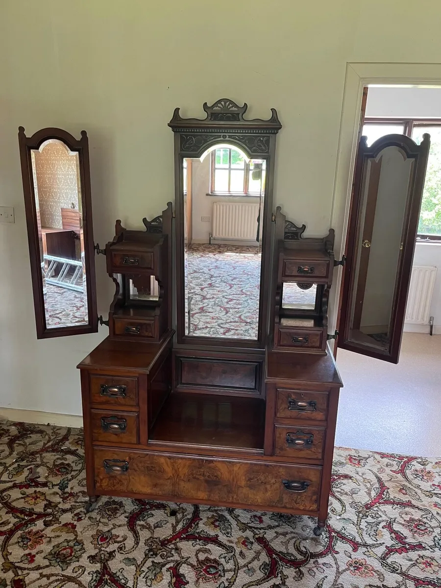 Wardrobe, Chest of Drawers and Vanity Stand - Image 3