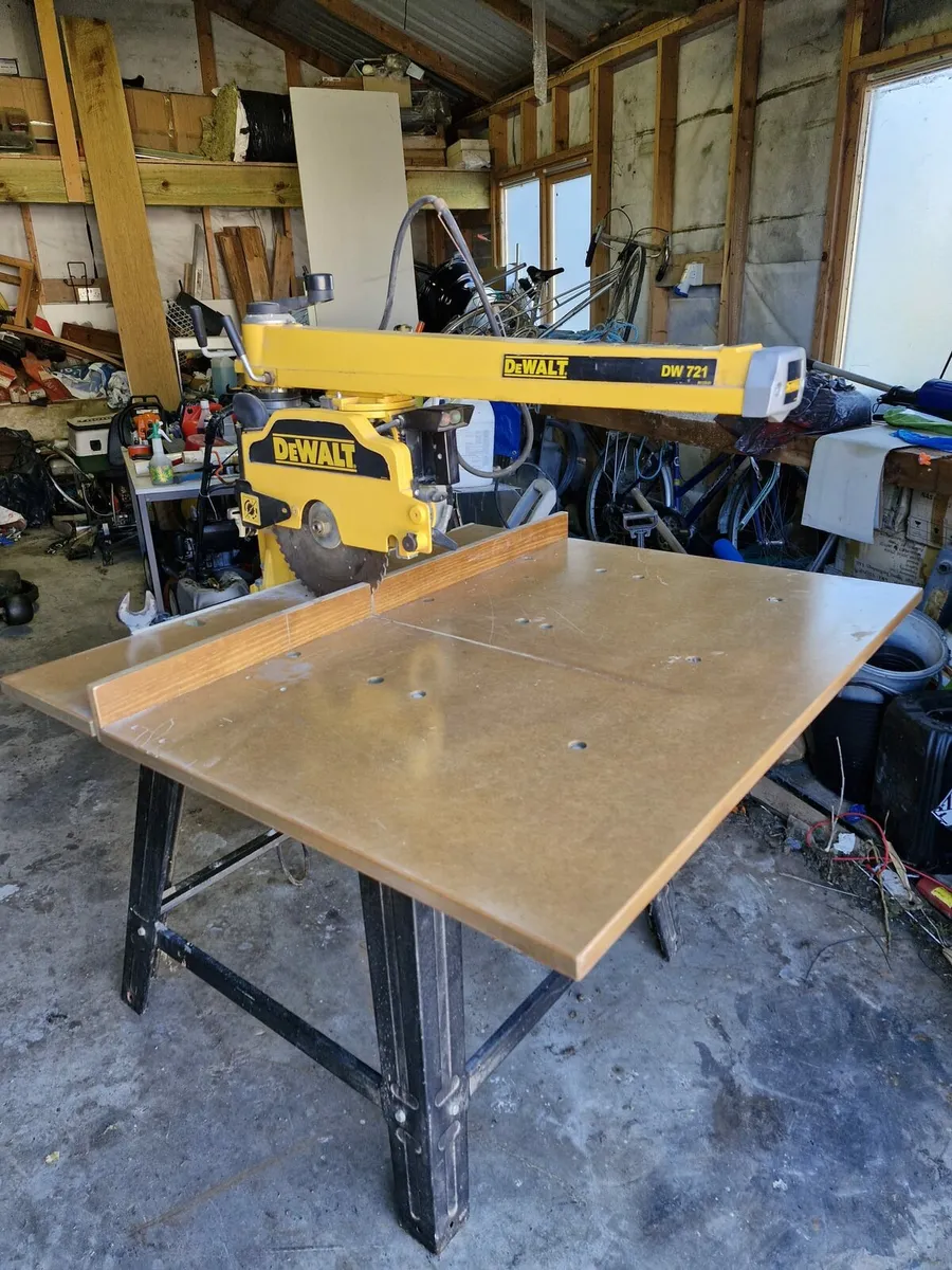 Dealt cross cut saw - Image 1