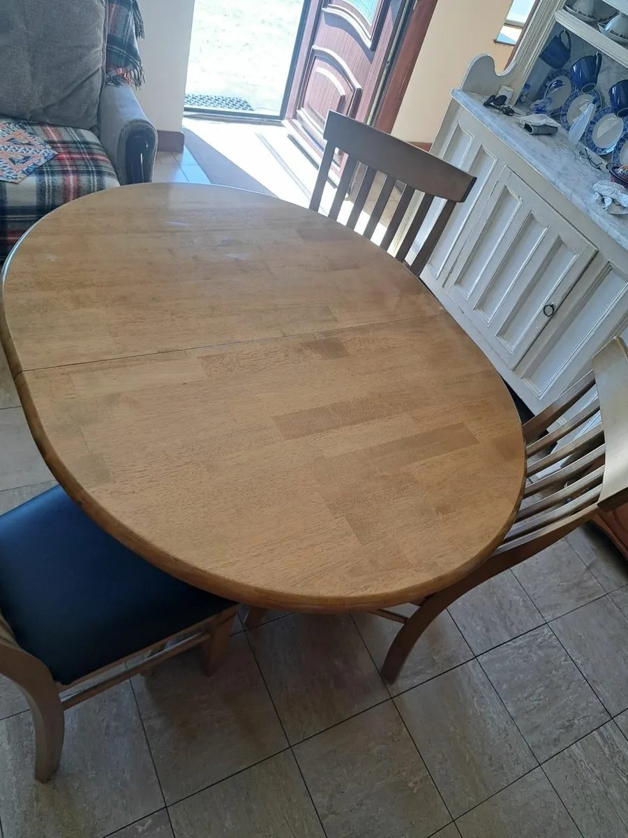Dining table - Image 3