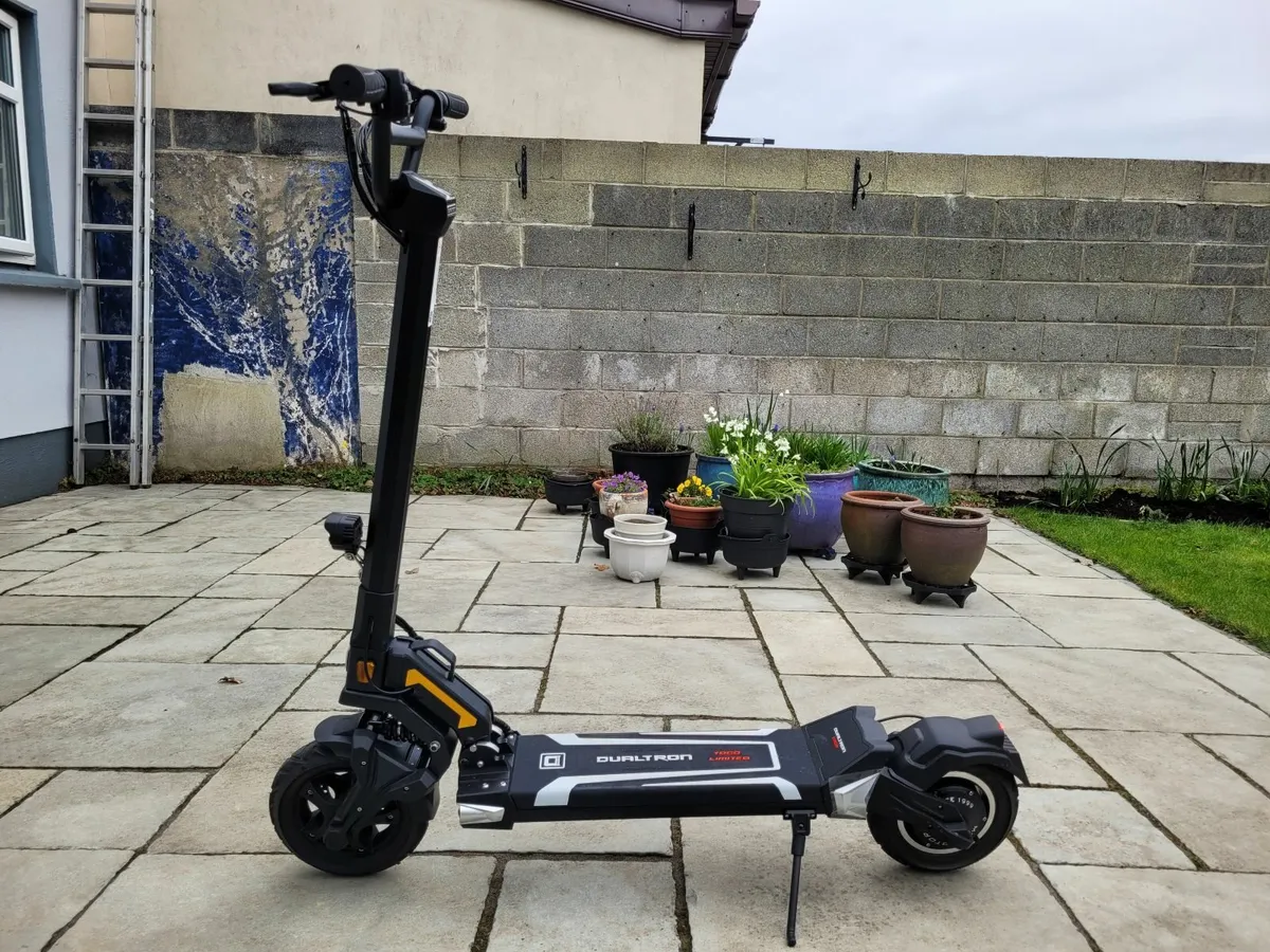 eScooter - Image 2