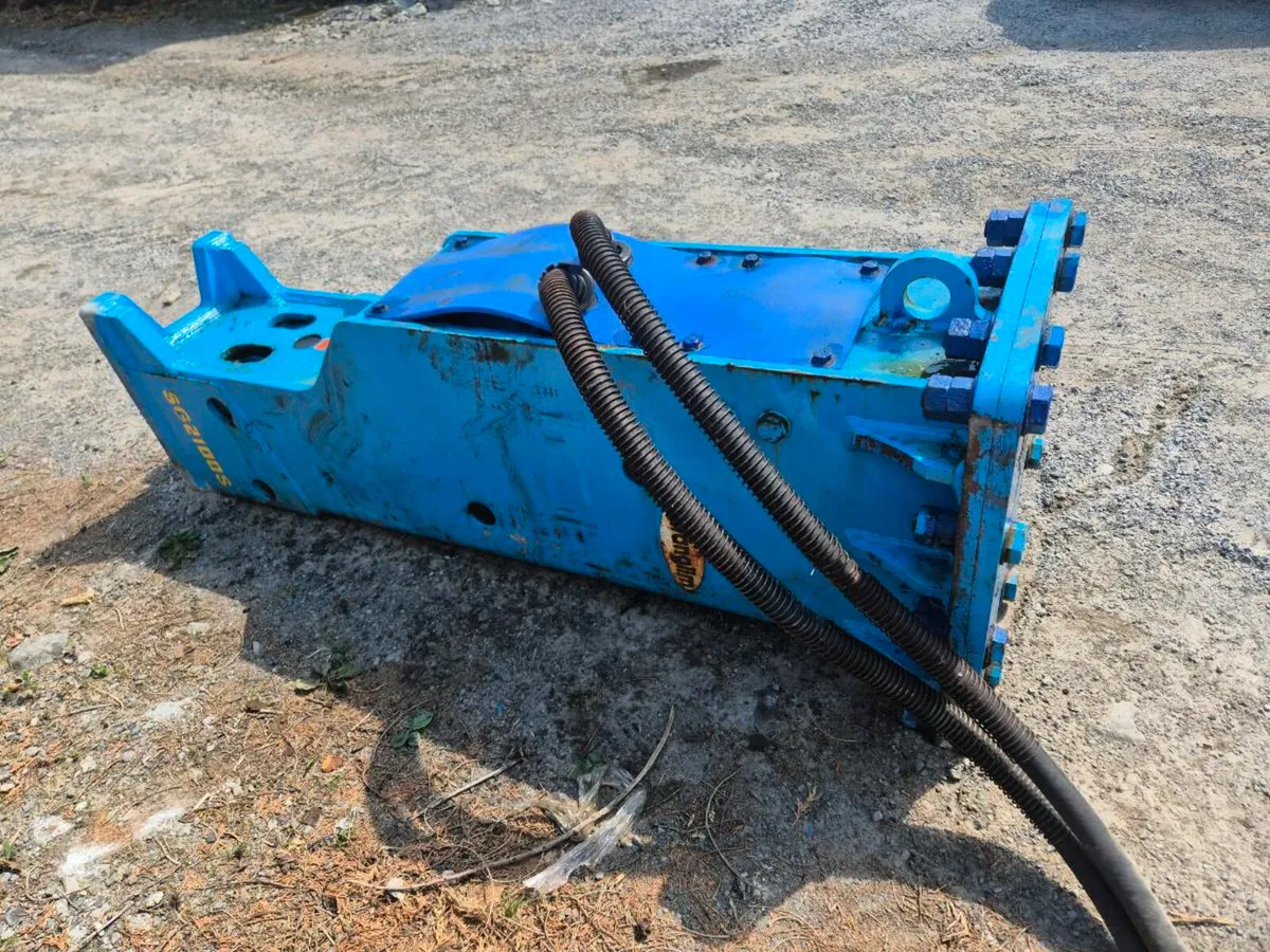 Hydro Khan Rock breaker suit 20-30 ton machine - Image 2