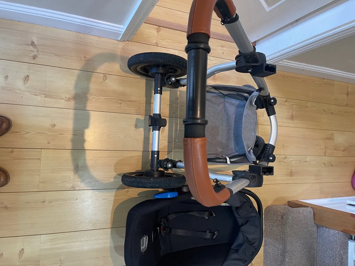 Baby stroller - Image 2