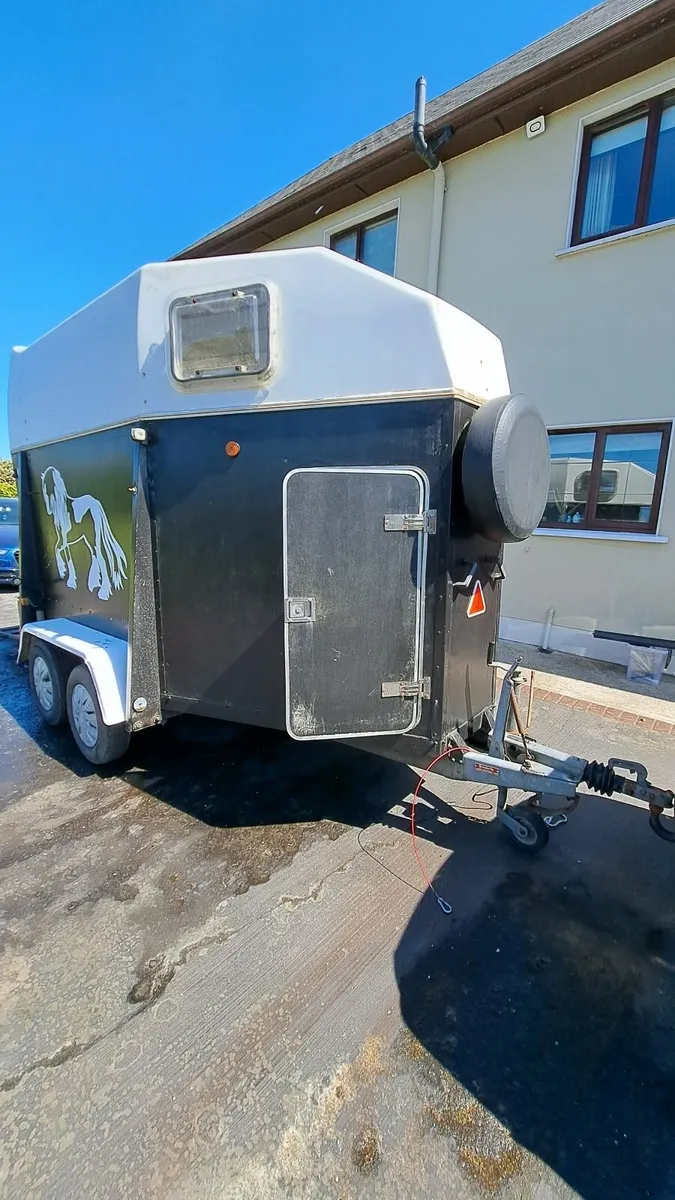 Horse box - Image 4