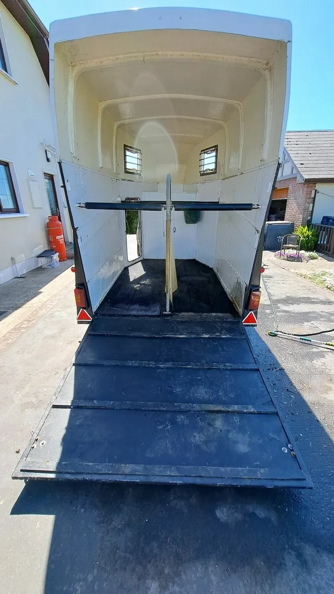 Horse box - Image 4