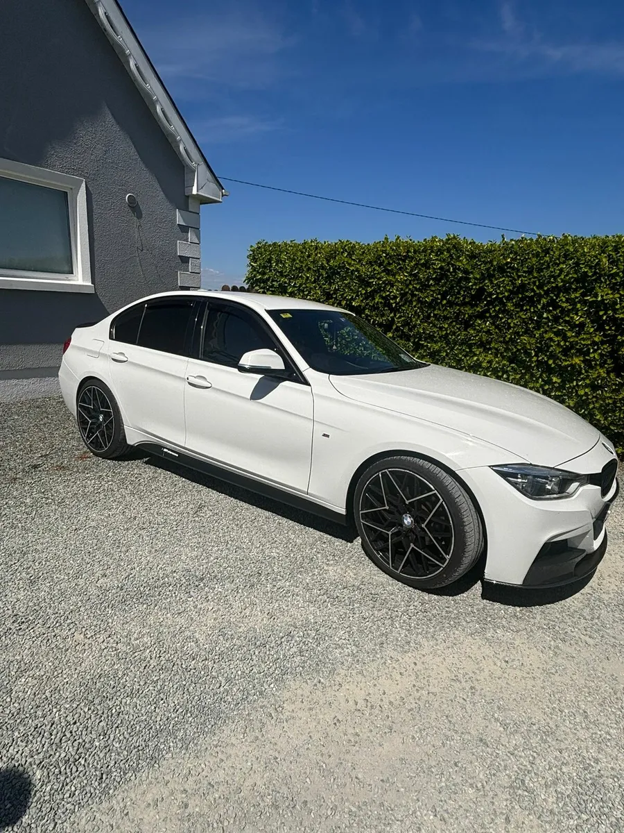 2018 BMW 320D SPORT M PERFORMANCE KIT - Image 3