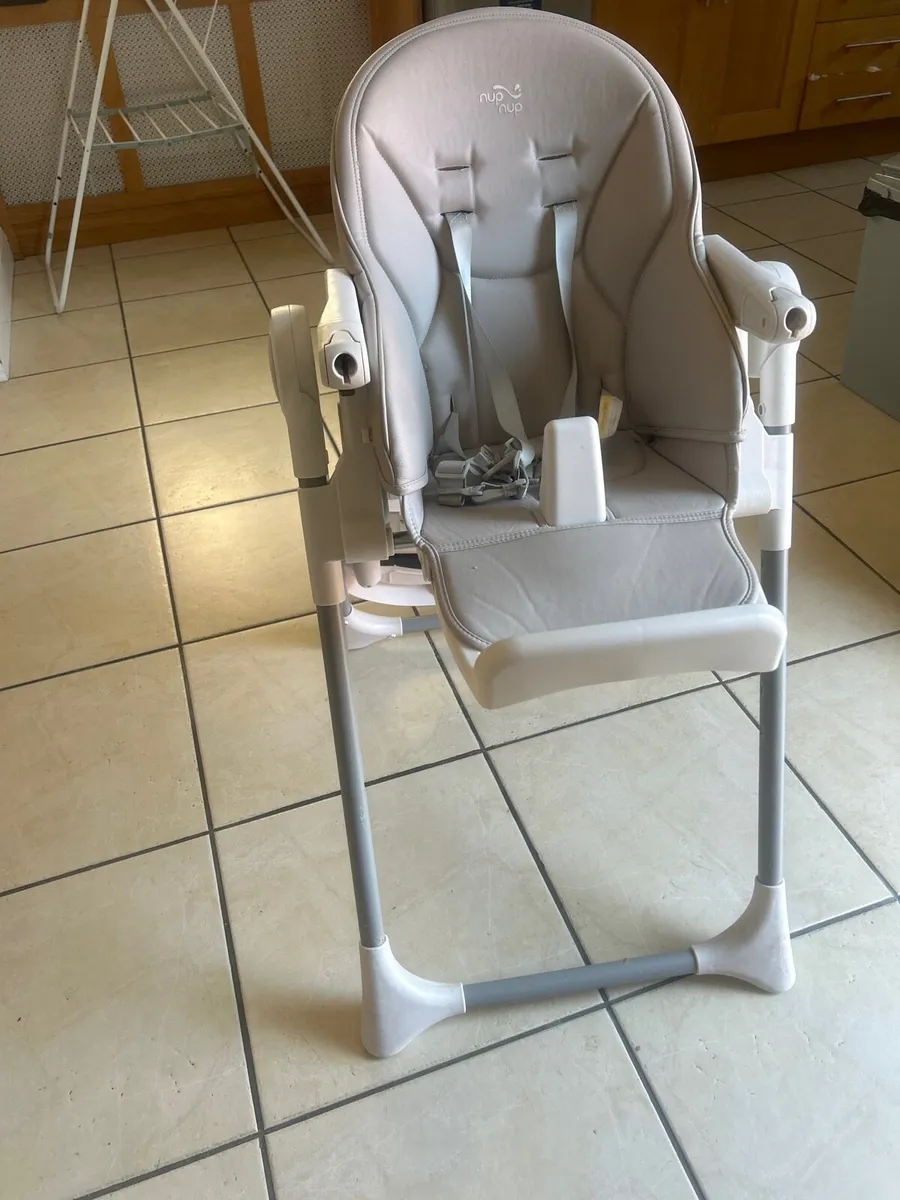 Nup nup high chair - Image 1