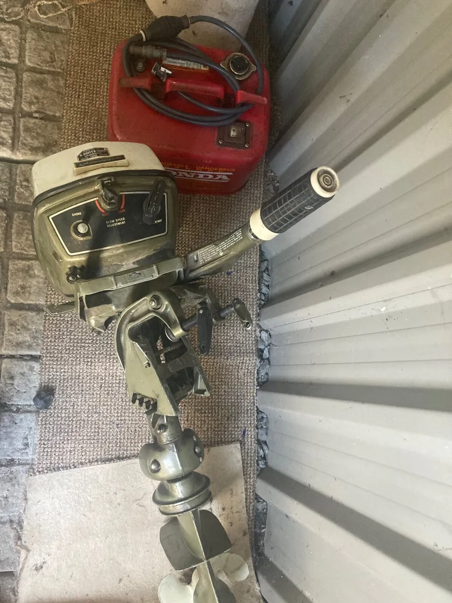 Boat engine - Image 2