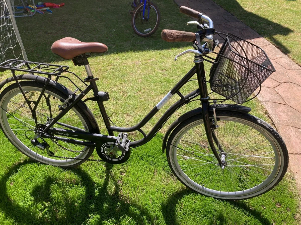 Ladies Dutch style bike - Image 2