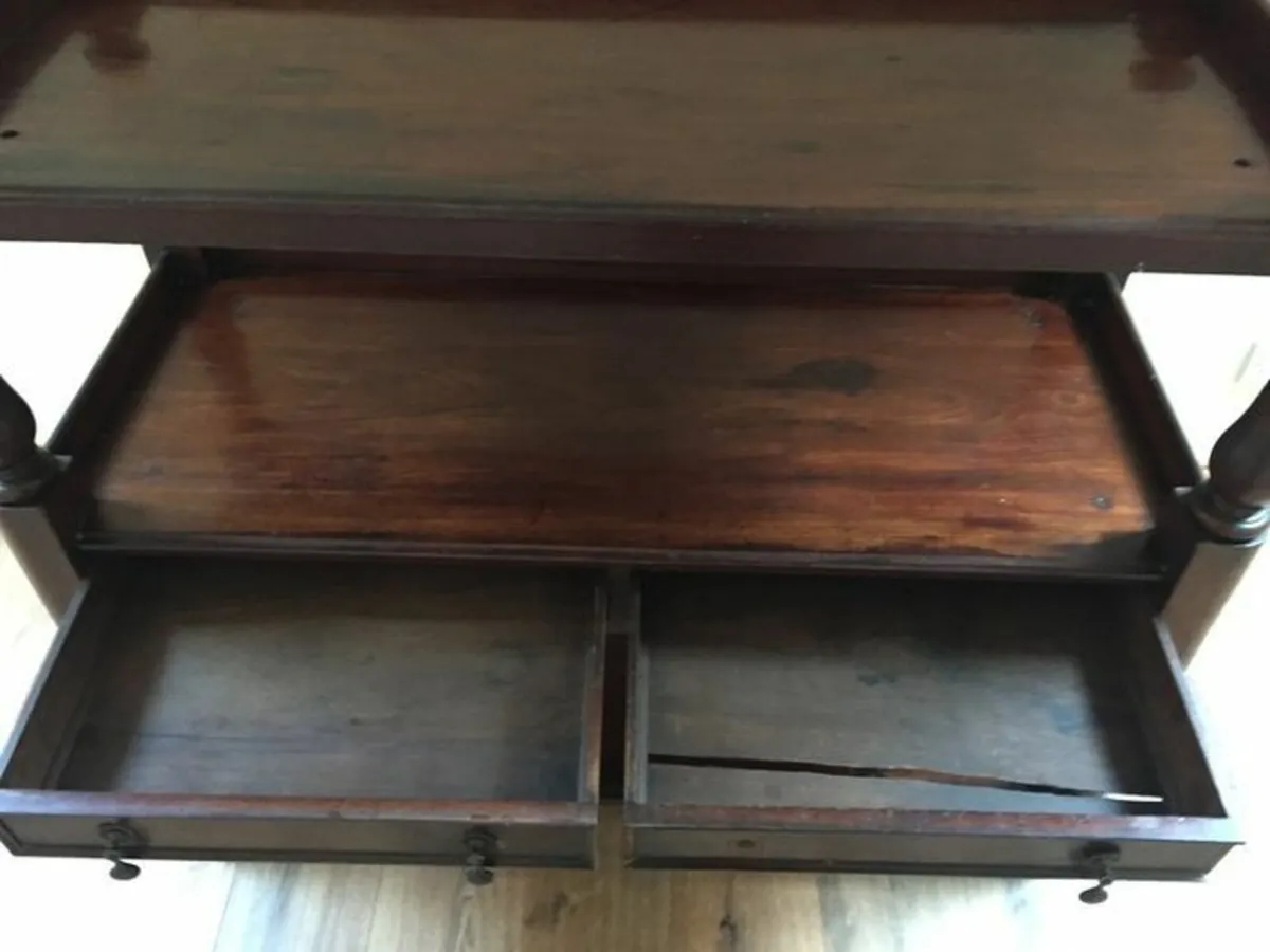 Buffet table - Image 2