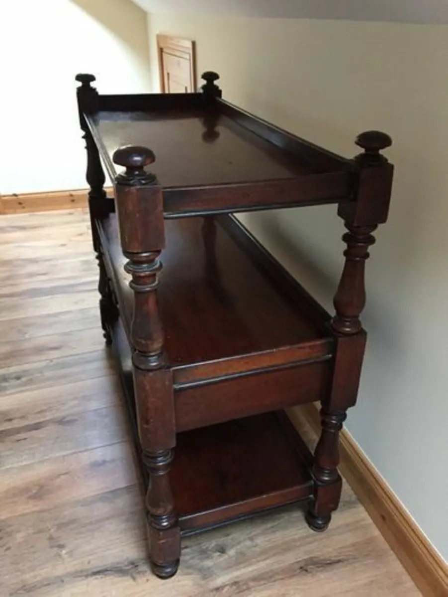 Buffet table - Image 4