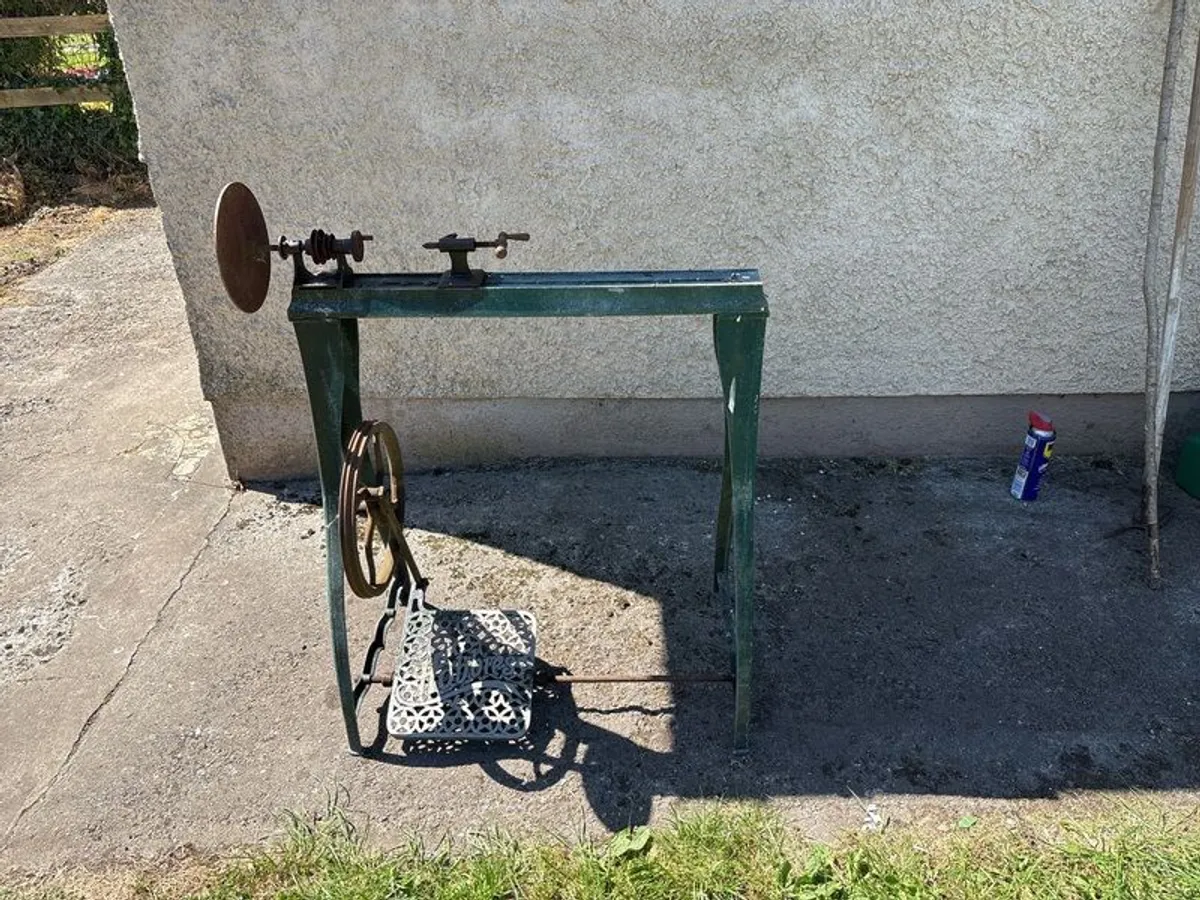 old lathe - Image 2